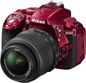 Nikon D5300 rot mit Objektiv AF-S DX 18-55mm 3.5-5.6 G VR