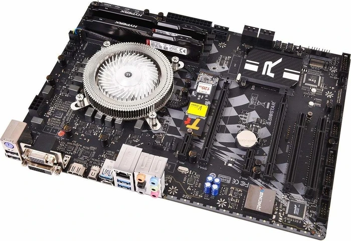 Thermaltake Engine 17