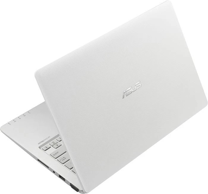 ASUS Eee PC X201E-KX062DU, weiß, Celeron 847, 2GB RAM, 320GB HDD, DE