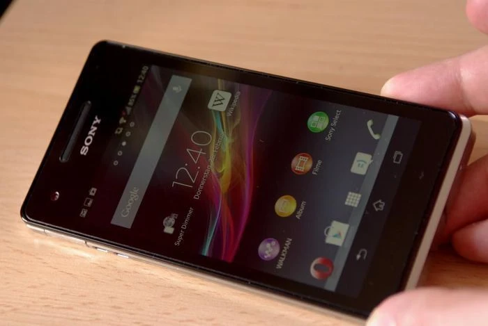 Sony Xperia V weiß