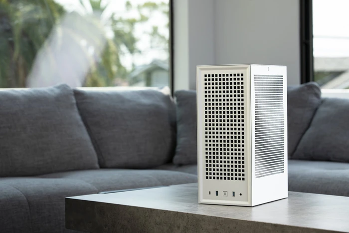 Hyte Revolt 3, schwarz, Mini-ITX