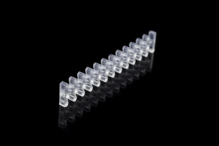 Alphacool Eiskamm X24 Kabelkamm 3mm, klar, 2er-Pack