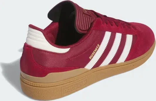 adidas Busenitz collegiate burgundy/chalk white/gold metallic (Herren)