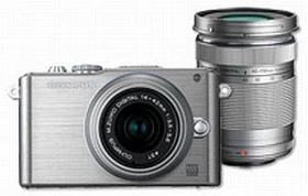 Olympus PEN E-PL3 silber mit Objektiv M.Zuiko digital 14-42mm 3.5-5.6 II und M.Zuiko digital ED 40-150mm 4.0-5.6