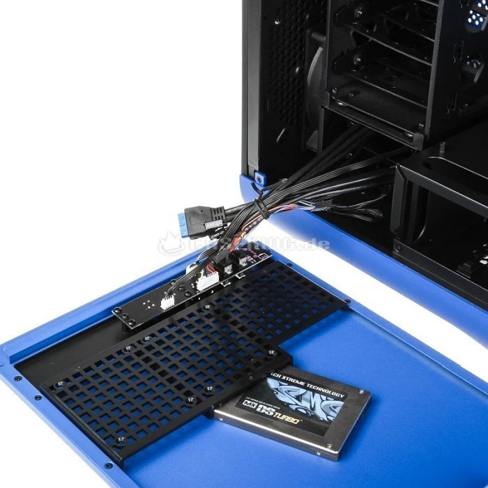 BitFenix Prodigy blau, Mini-ITX