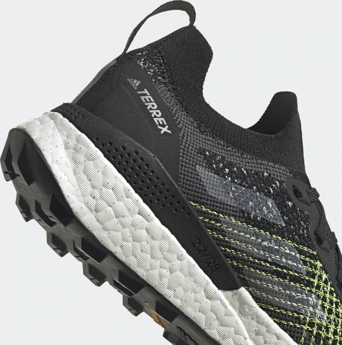 adidas Terrex Two Ultra Primeblue core black/cloud white/solar yellow (Damen)