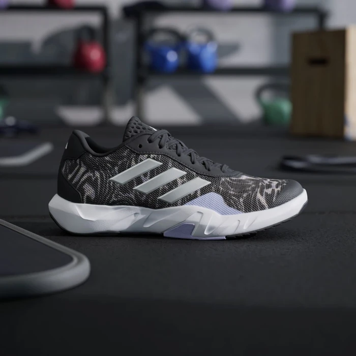 adidas Amplimove Trainer core black/matte silver/cloud white (Damen)