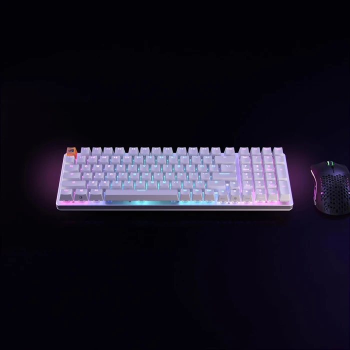 Glorious GMMK 2 Full Size, 96%, weiß, LEDs RGB, Glorious Fox Linear, USB, UK
