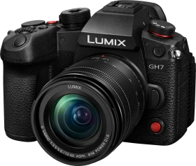 Panasonic Lumix DC-GH7 mit Objektiv Lumix G Vario 12-60mm 3.5-5.6 ASPH Power OIS
