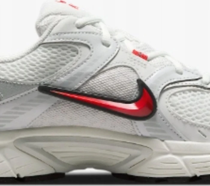Nike V5 RNR summit white/platinum tint/photon dust/fire red (Herren)