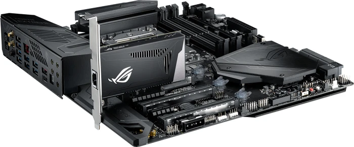 ASUS ROG Zenith Extreme (AMD TR4)