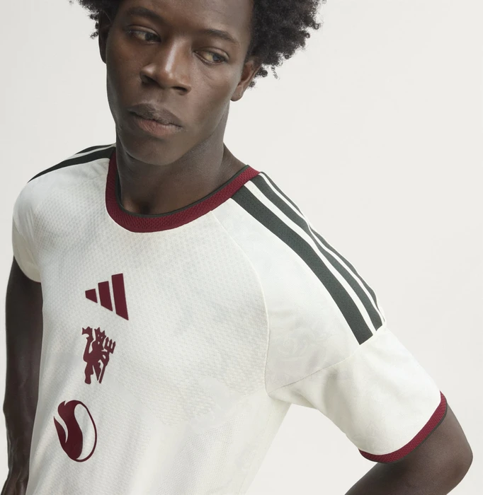 adidas Manchester United Authentic 2026/2027 Ausweichtrikot kurzarm ivory (Herren)