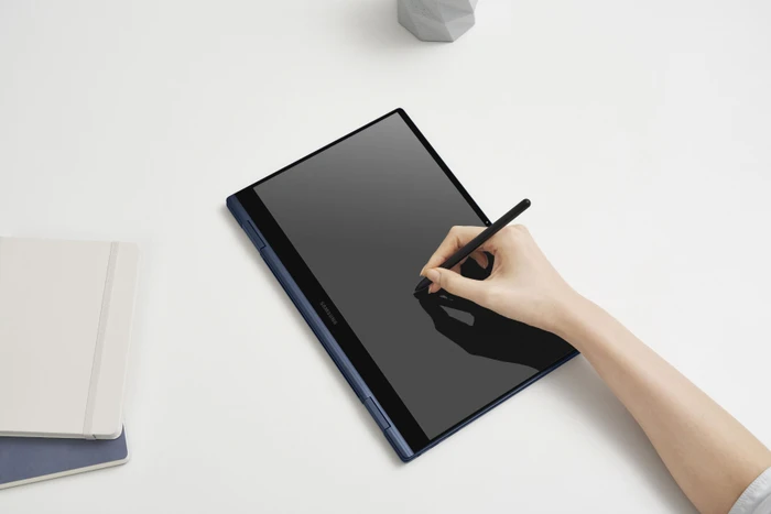 Samsung Galaxy Book Pro 360 13, Mystic Navy, Core i5-1135G7, 8GB RAM, 256GB SSD, DE
