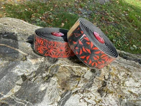 Supacaz Super Sticky Kush Star Fade 2.5mm Lenkerband rot