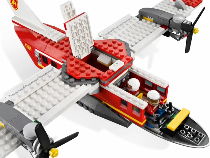 LEGO City Waldbrand - Feuerwehr-Löschflugzeug