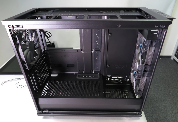 Fractal Design Define R6 PCGH-Edition, Glasfenster, schallgedämmt