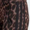 adidas Seasonal Essentials Biker Shorts mit Leopardenprint und 3-Streifen Hose kurz multicolor/earth strata (Damen) Vorschaubild