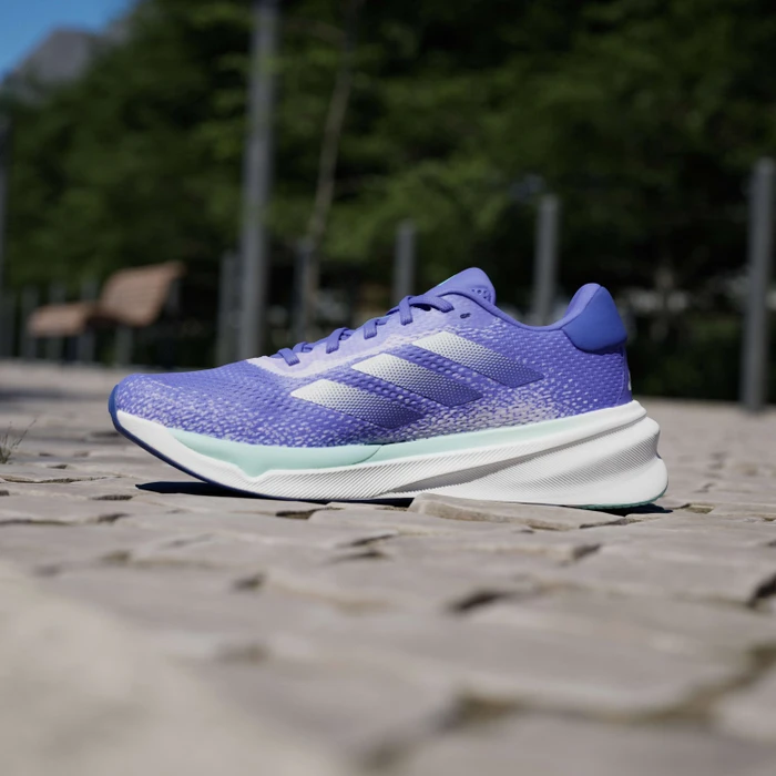 adidas Supernova Stride cobalt blue/zero metalic/purple tint (Damen)