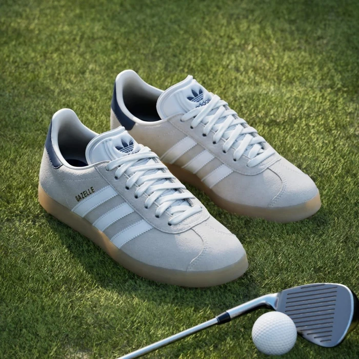 adidas Gazelle Spikeless chalk white/cloud white/night indigo