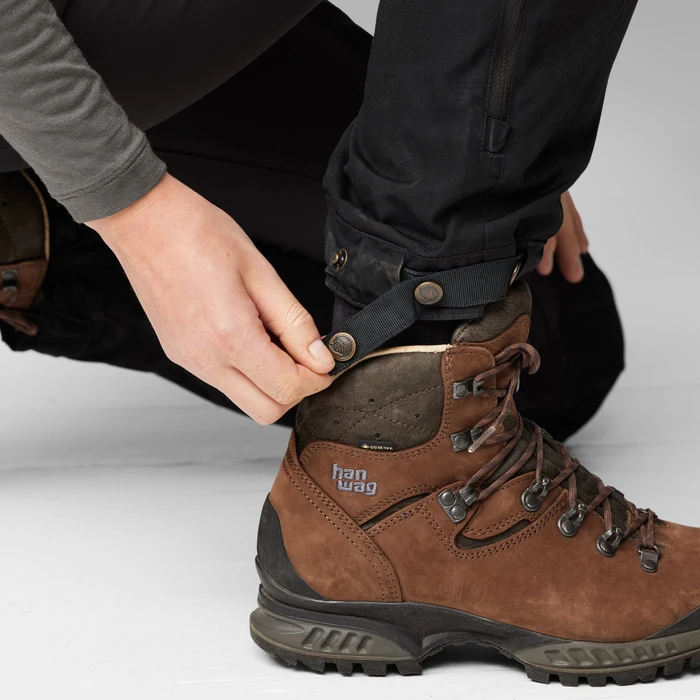 Fjällräven Keb Curved Hose lang schwarz (Damen)