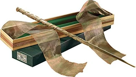 The Noble Collection Harry Potter The Wand of Hermione in Ollivanders Box