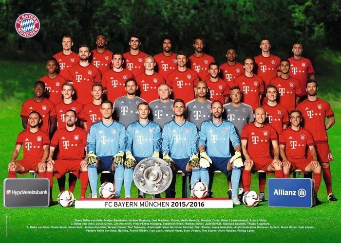 Ravensburger Puzzle FC Bayern München Saison 2015/16, 1000-tlg.