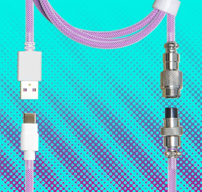 Cooler Master Coiled Cable USB-C auf USB-A, Tastaturkabel (Spiral-Textilkabel), 1.5m, Thunderstorm Blue/Purple