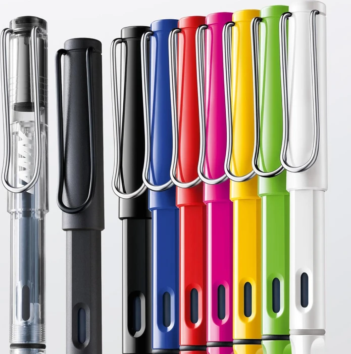 Lamy safari vista transparent, rechte Hand, mittel