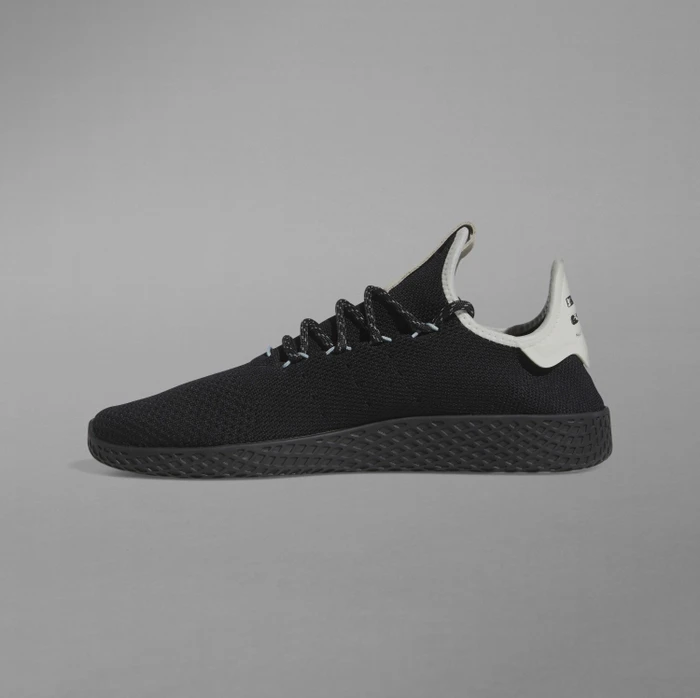 adidas Pharrell Williams Tennis HU core black/off white/light grey