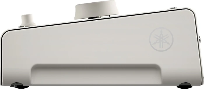 Yamaha URX44 weiß