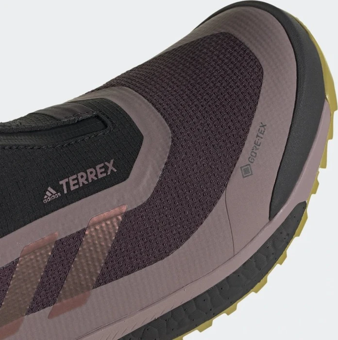 adidas Terrex Free Hiker Cold.RDY shadow maroon/wonder red/pulse lilac (Damen)