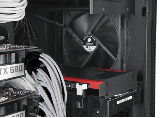 Corsair Carbide Series 200R