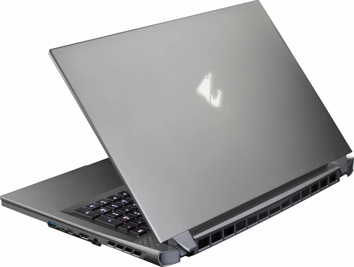 GIGABYTE AORUS 17G, Core i7-10750H, 16GB RAM, 512GB SSD, GeForce GTX 1660 Ti, DE