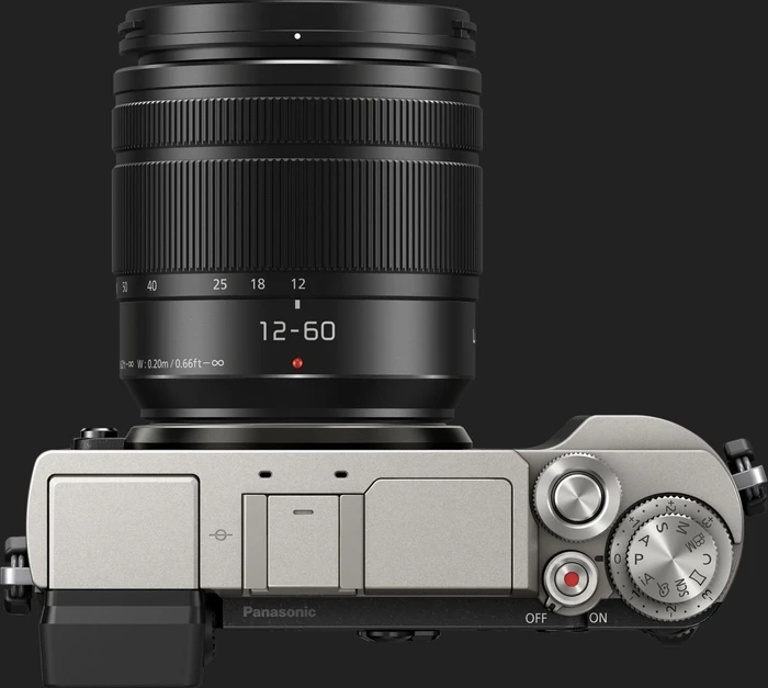 Panasonic Lumix DC-GX9 silber mit Objektiv Lumix G Vario 12-60mm 3.5-5.6 ASPH Power OIS