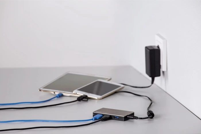 Hama USB-Hub, 4x USB-A, USB 3.0 Micro-B [Buchse]