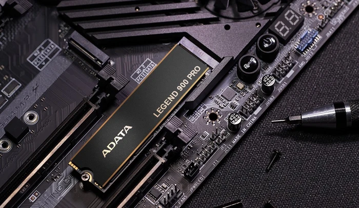ADATA LEGEND 900 PRO 4TB, M.2 2280 / M-Key / PCIe 4.0 x4, Kühlkörper