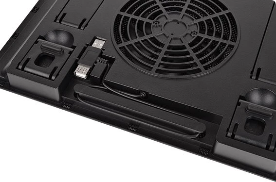 Thermaltake Massive A23, Notebook-Stand/Notebook-Kühler 10-16"