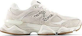 New Balance 9060 moonbeam