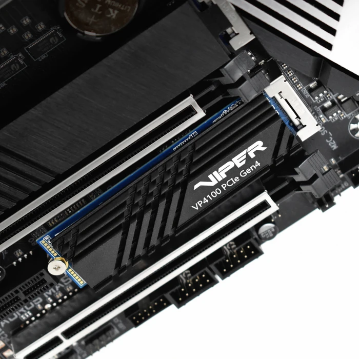 Patriot Viper VP4100 1TB, M.2 2280 / M-Key / PCIe 4.0 x4, Kühlkörper