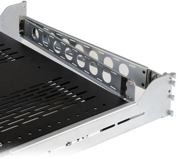 StarTech ausziehbarer belüfteter Fachboden mit Kabelführung bis 22.7kg, 702mm Einbautiefe, 2HE