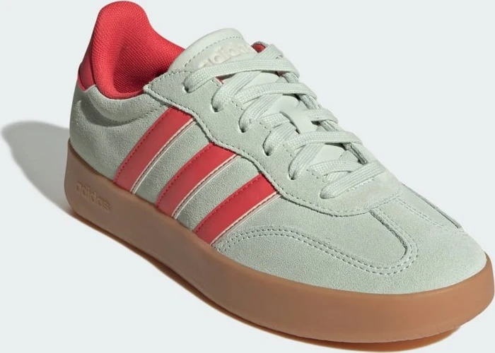 adidas Barreda linen green/semi lucid red/wonder white (Damen)
