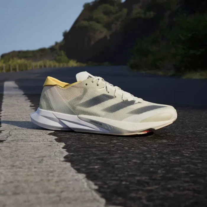 adidas Adizero Adios 8 ivory/iron metallic/crystal sand (Damen)