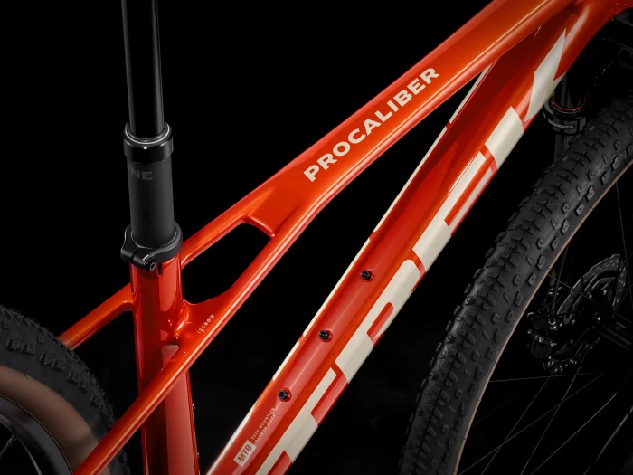 Trek Procaliber 9.5 Gen 3 lava Modell 2025