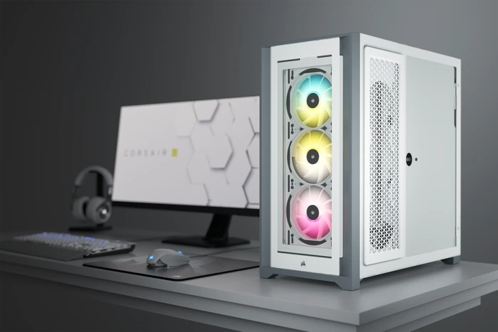 Corsair iCue 5000X RGB, weiß, Glasfenster