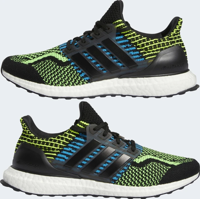 adidas Ultraboost DNA 5.0 core black/team solar green/team solar orange (Herren)