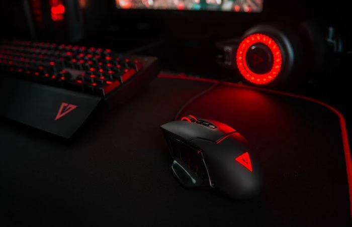 Modecom MC-GMX4 Volcano, USB