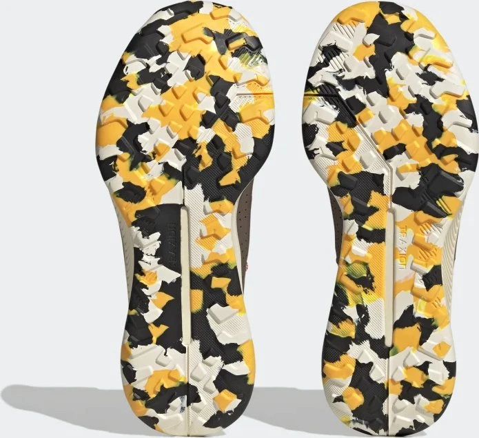 adidas Terrex Voyager 21 Slip-On Heat.RDY Travel coral fusion/wonder white/solar gold (Herren)