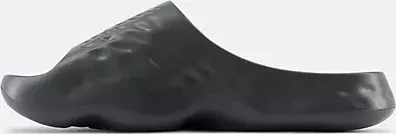 New Balance Fresh Foam MRSHN blacktop