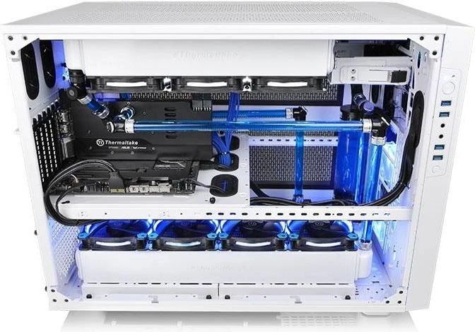 Thermaltake Core X9 Snow Edition weiß, Acrylfenster