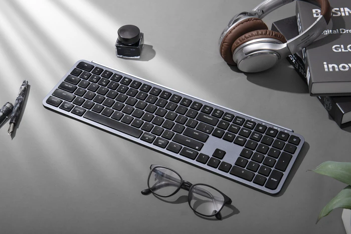 Keychron B6 Pro Ultra-Slim Wireless, Space Gray, USB/Bluetooth, DE